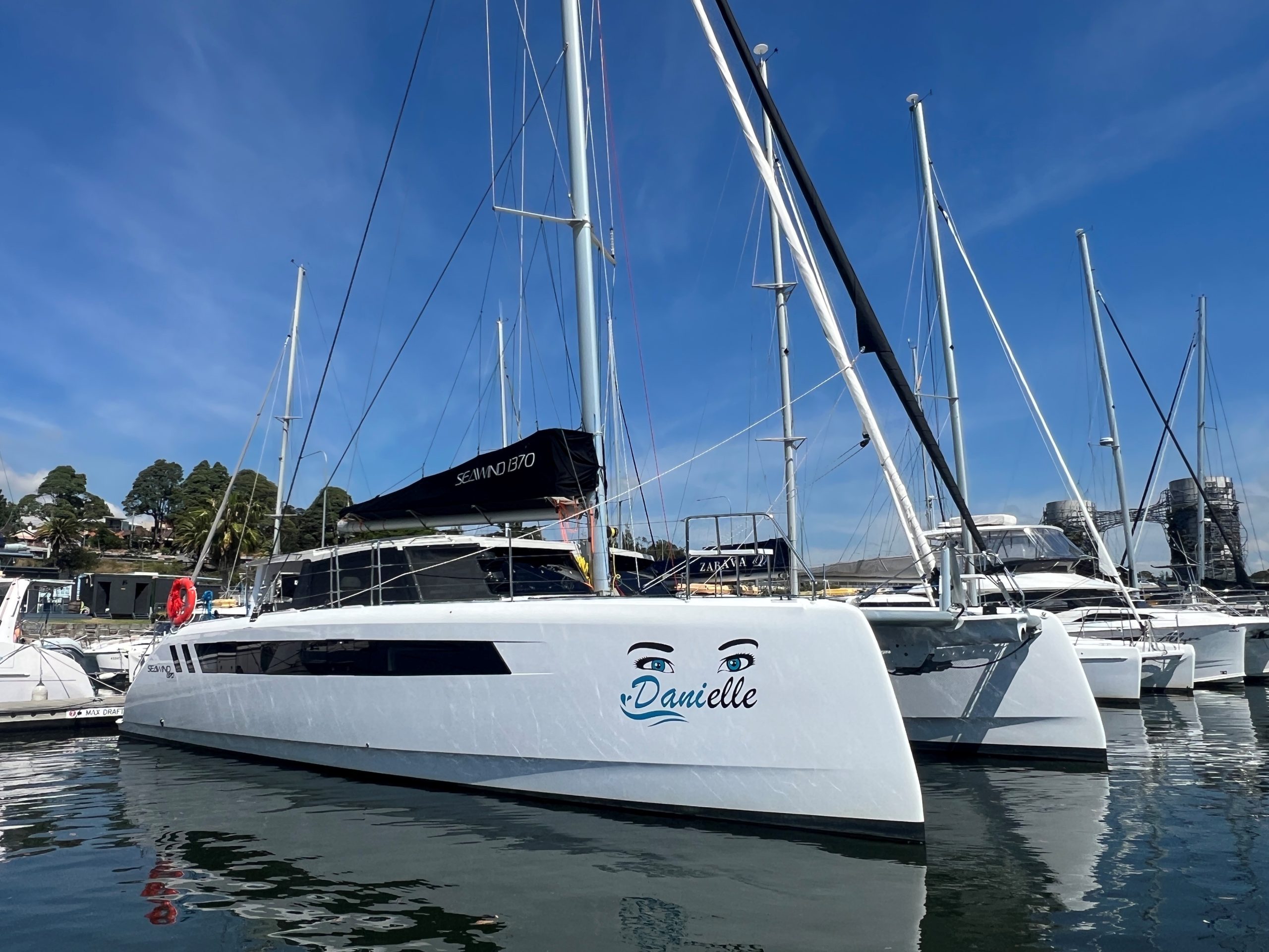 Danielle — Seawind 1370